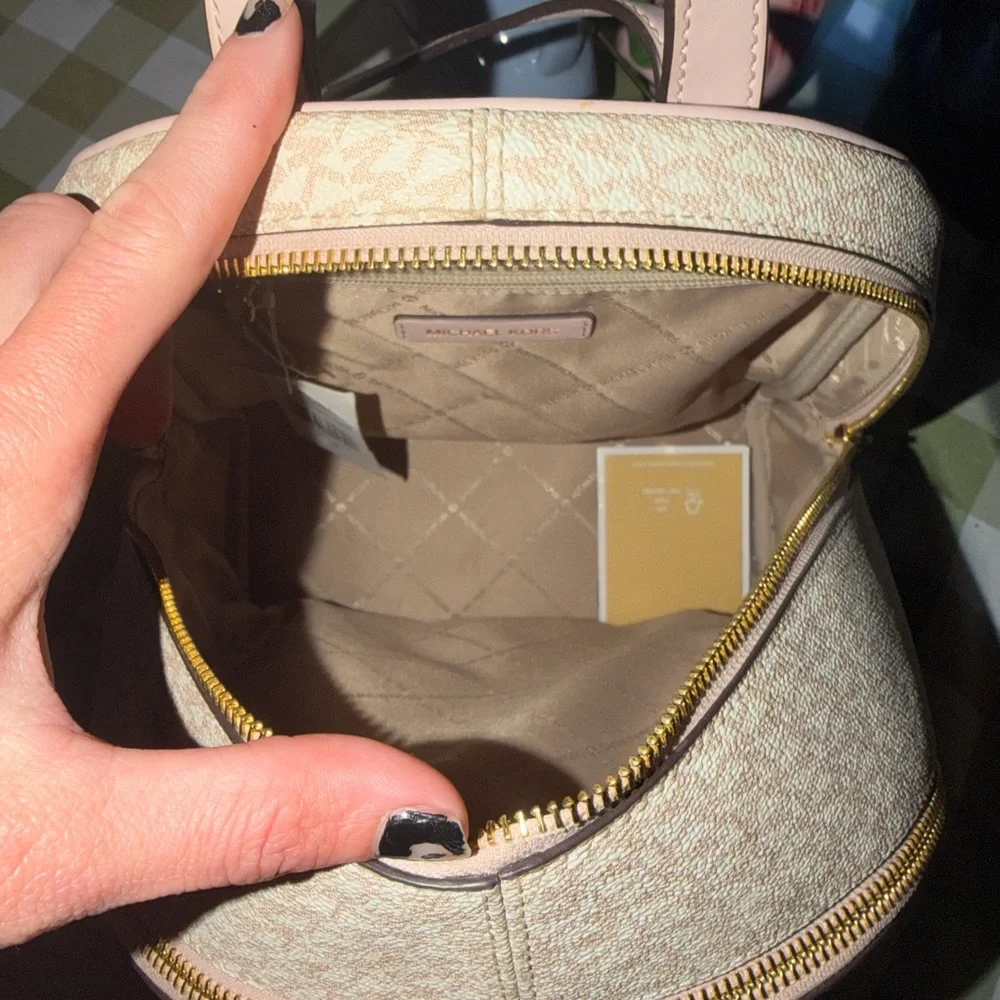 Michael Kors like new